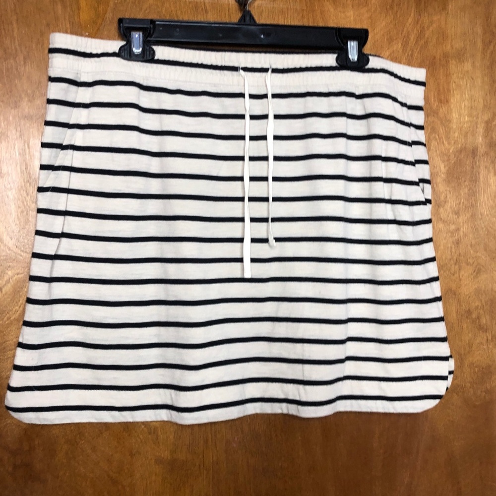 Striped mini skirt with pockets. Gently worn.
